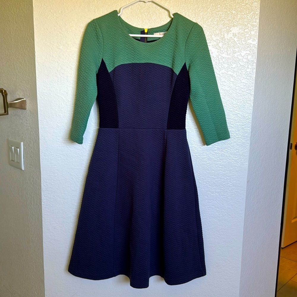 Boden Multiple color blue dress Size 4R
